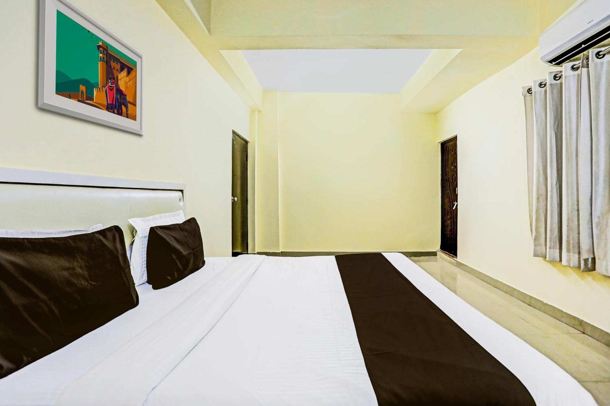 Super Hotel O Hyderabad Gate Iit Bhu Kakarmatha Экстерьер фото
