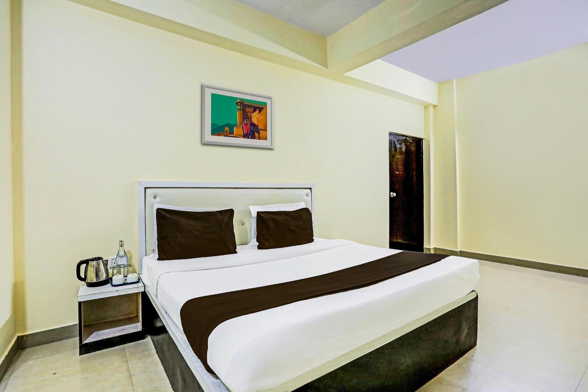 Super Hotel O Hyderabad Gate Iit Bhu Kakarmatha Экстерьер фото