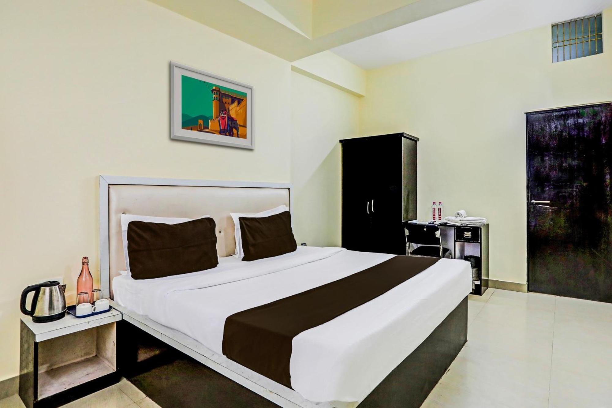 Super Hotel O Hyderabad Gate Iit Bhu Kakarmatha Экстерьер фото