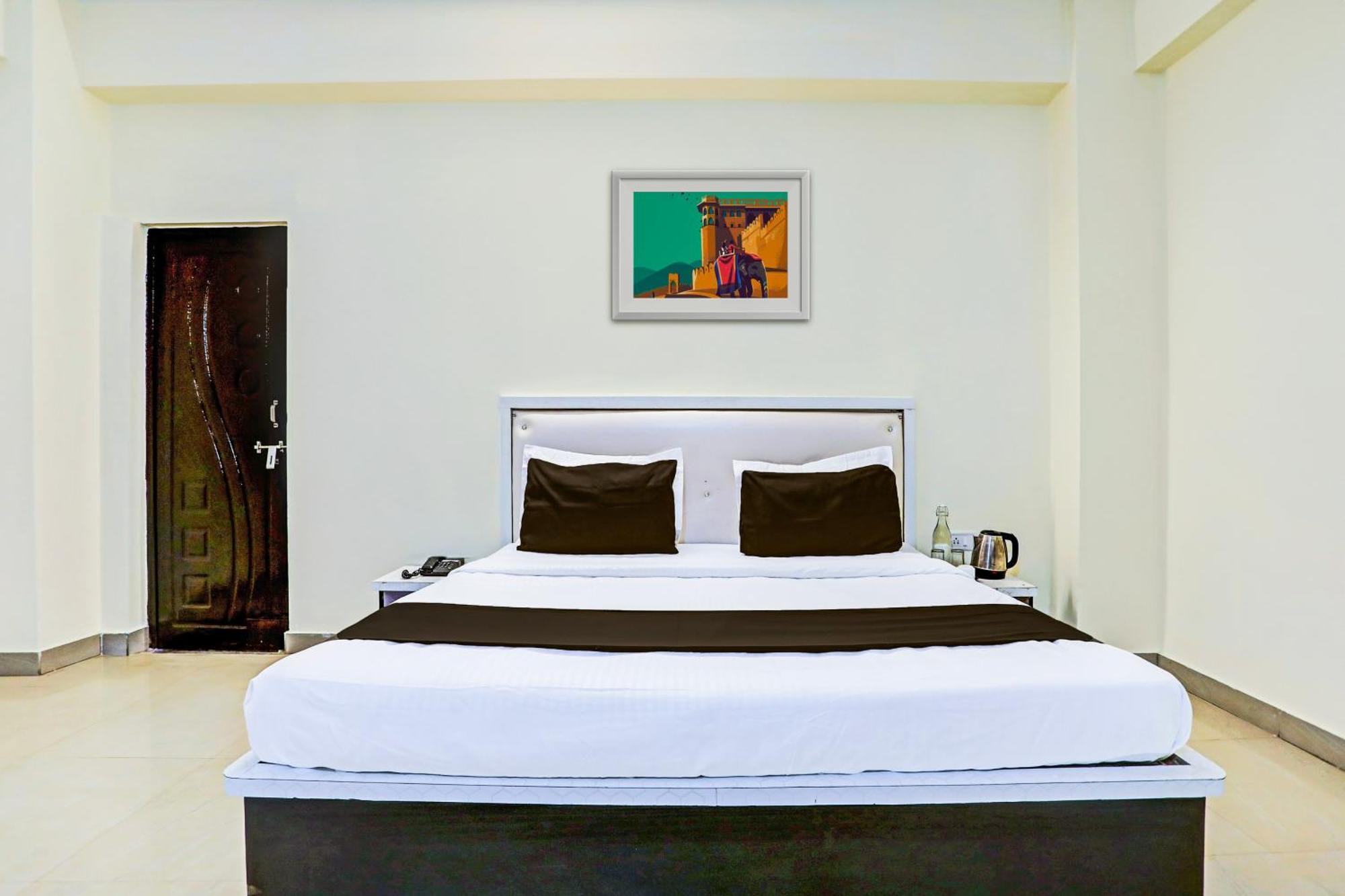 Super Hotel O Hyderabad Gate Iit Bhu Kakarmatha Экстерьер фото